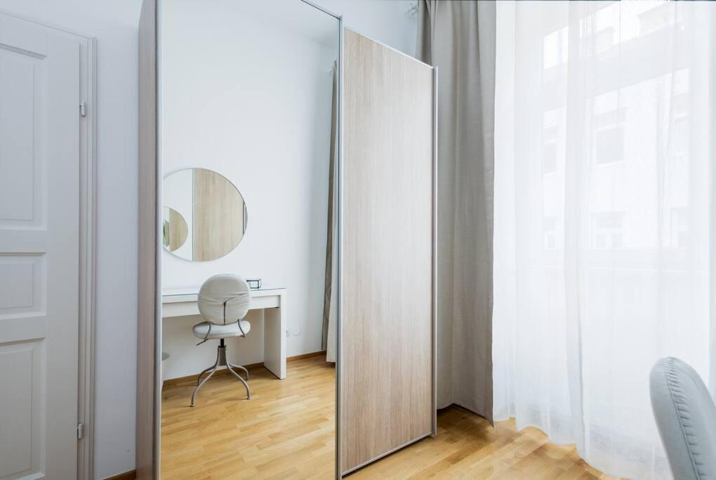 וינה Orestaliving - Spacious 2Br On The Danube Canal מראה חיצוני תמונה